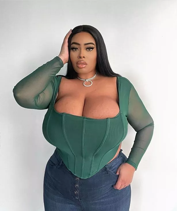 courtnie marshall recommends playing with huge boobs pic