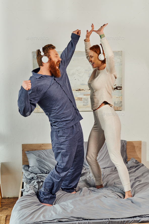 redhead wife sharing